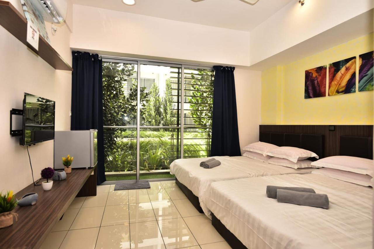 H&F Homestay The Two Owls Nest Aeropod Sovo Studio Room - 2 Queen Bed - Near Airport - Free Parking 코타키나발루 외부 사진